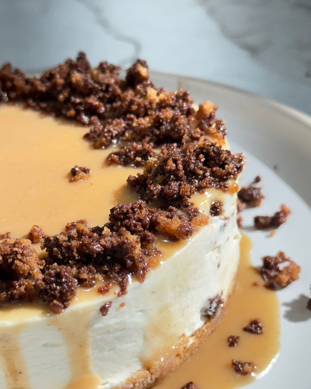 Cinnamon Roll Cheesecake